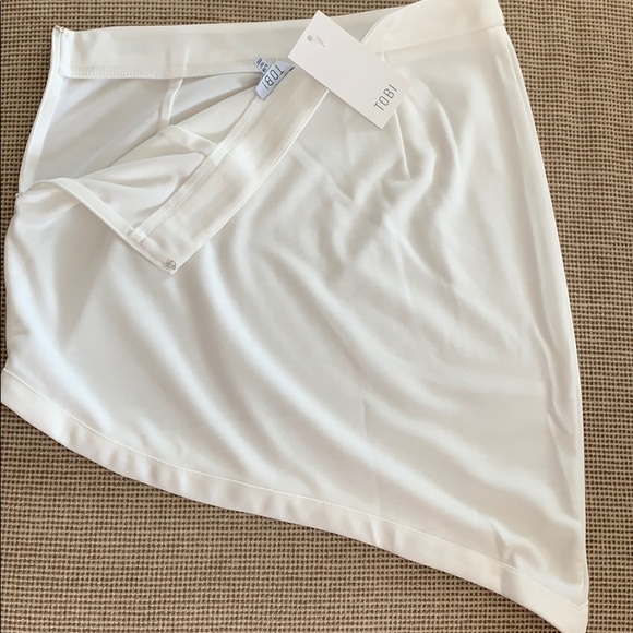NWT TOBI 2 PIECE  CROP TOP & SHORT SKIRT SET - Picture 5 of 8
